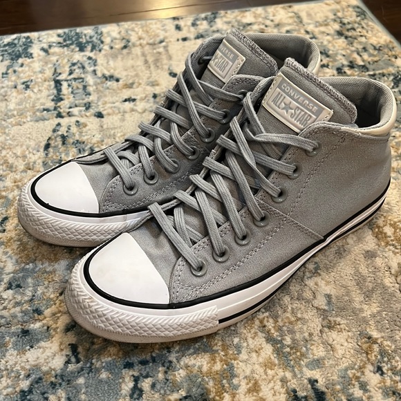white midrise converse